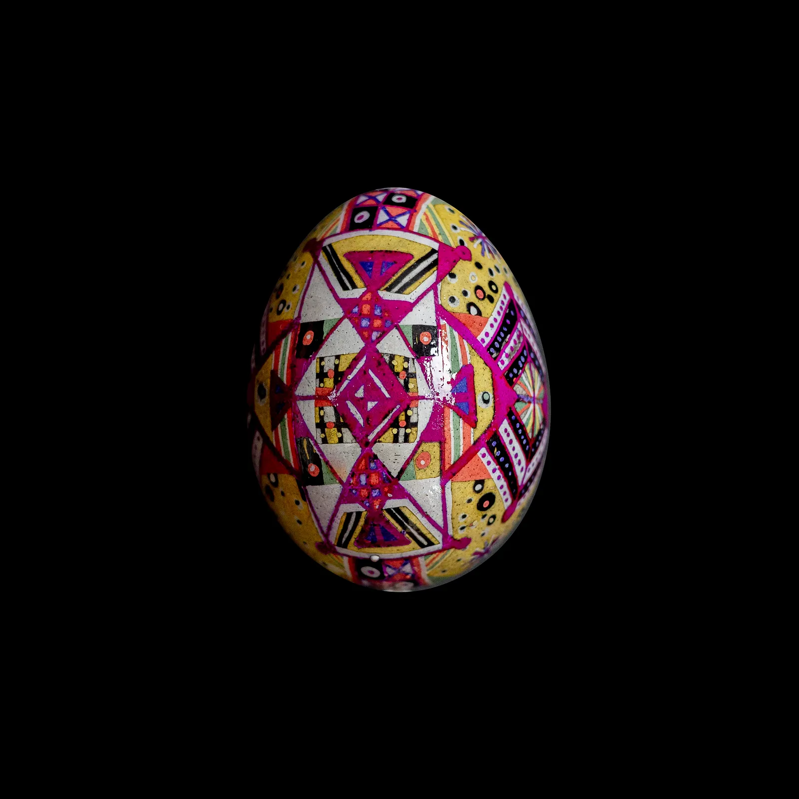 Image of геометрична 2016 by Синтез Традиції, Писанки medium, part of the геометричні орнаменти series Photo 1 of 2.