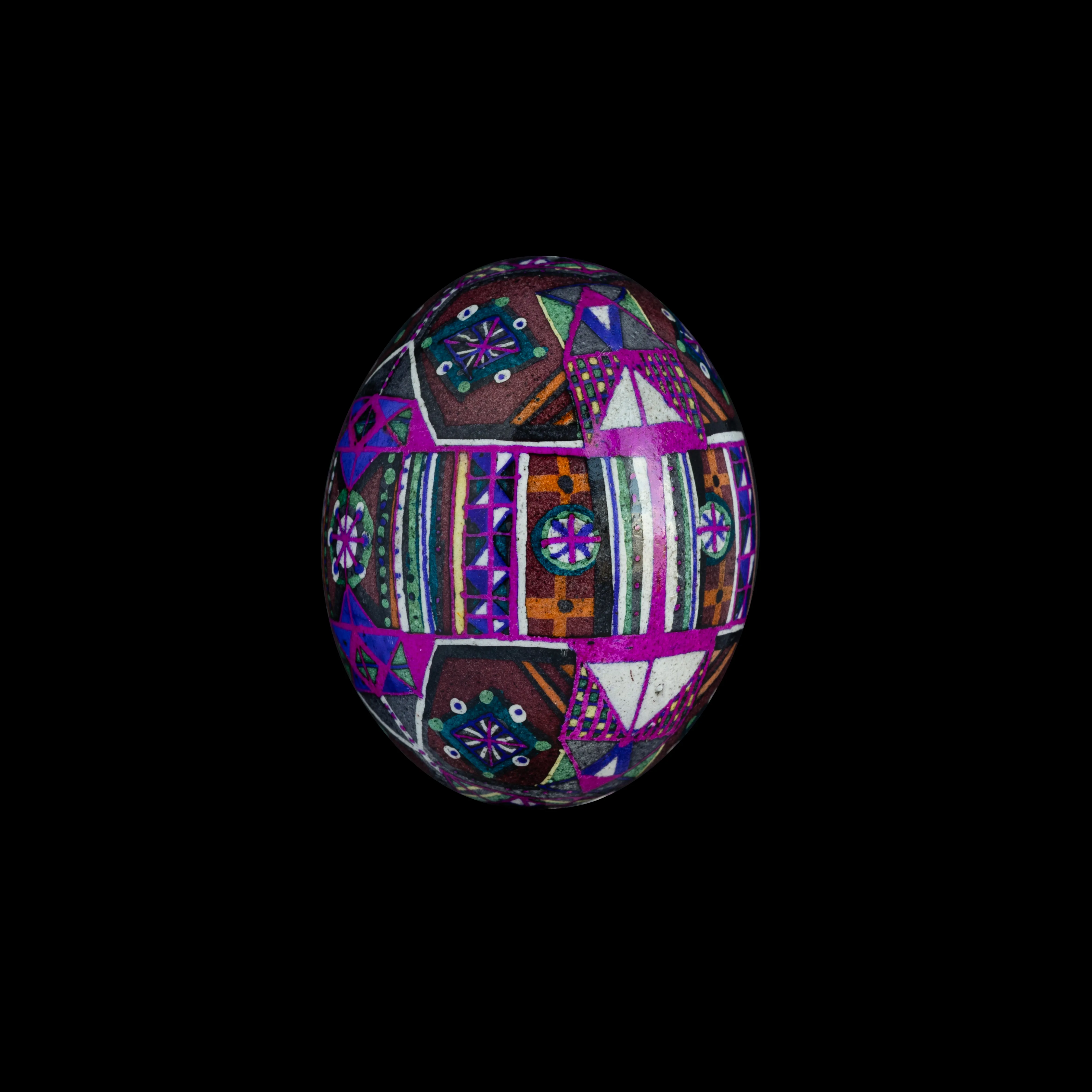 Image of геометрична 2023 by Синтез Традиції, Писанки medium, part of the геометричні орнаменти series Photo 1 of 2.