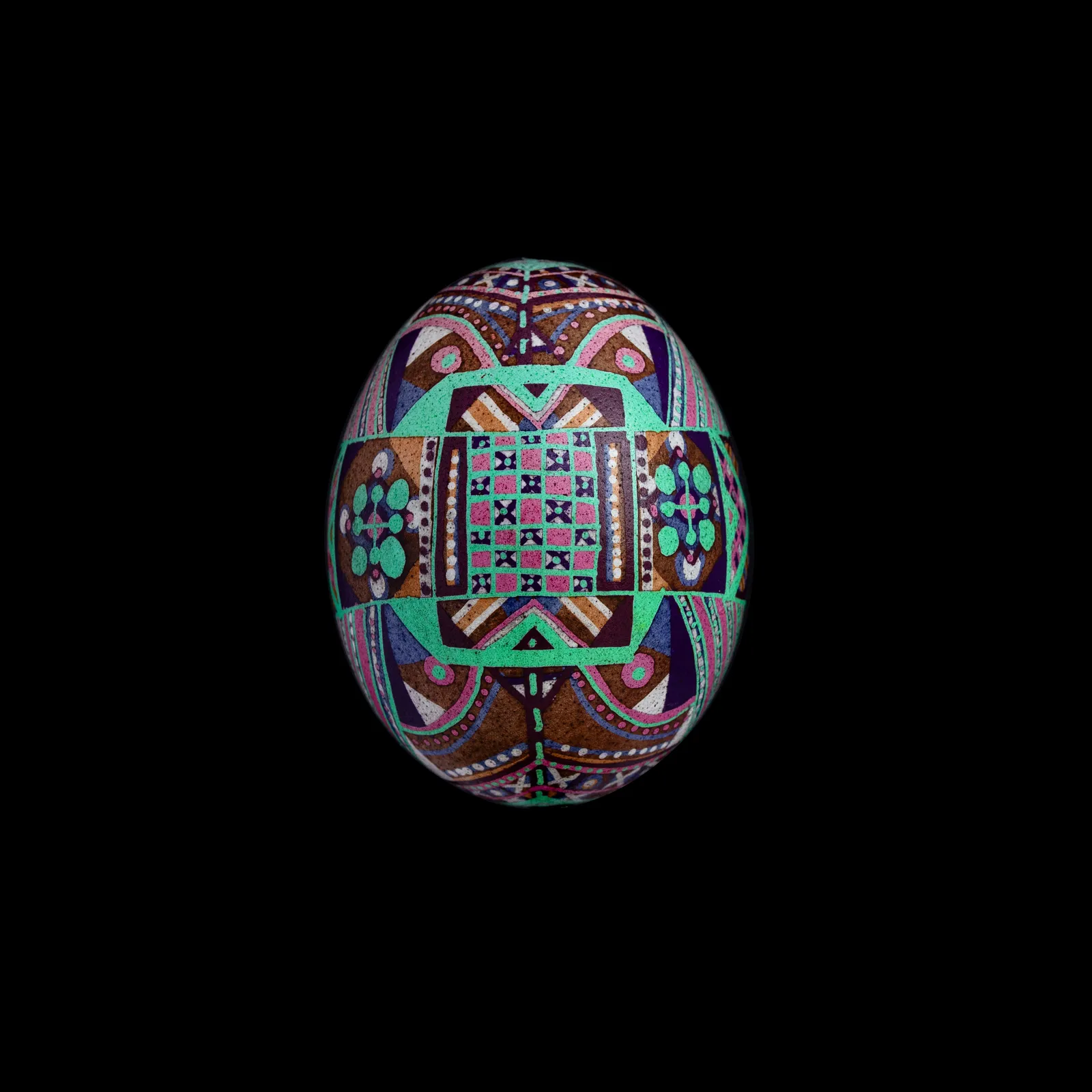 Image of геометрична 2024 by Синтез Традиції, Писанки medium, part of the геометричні орнаменти series Photo 1 of 2.