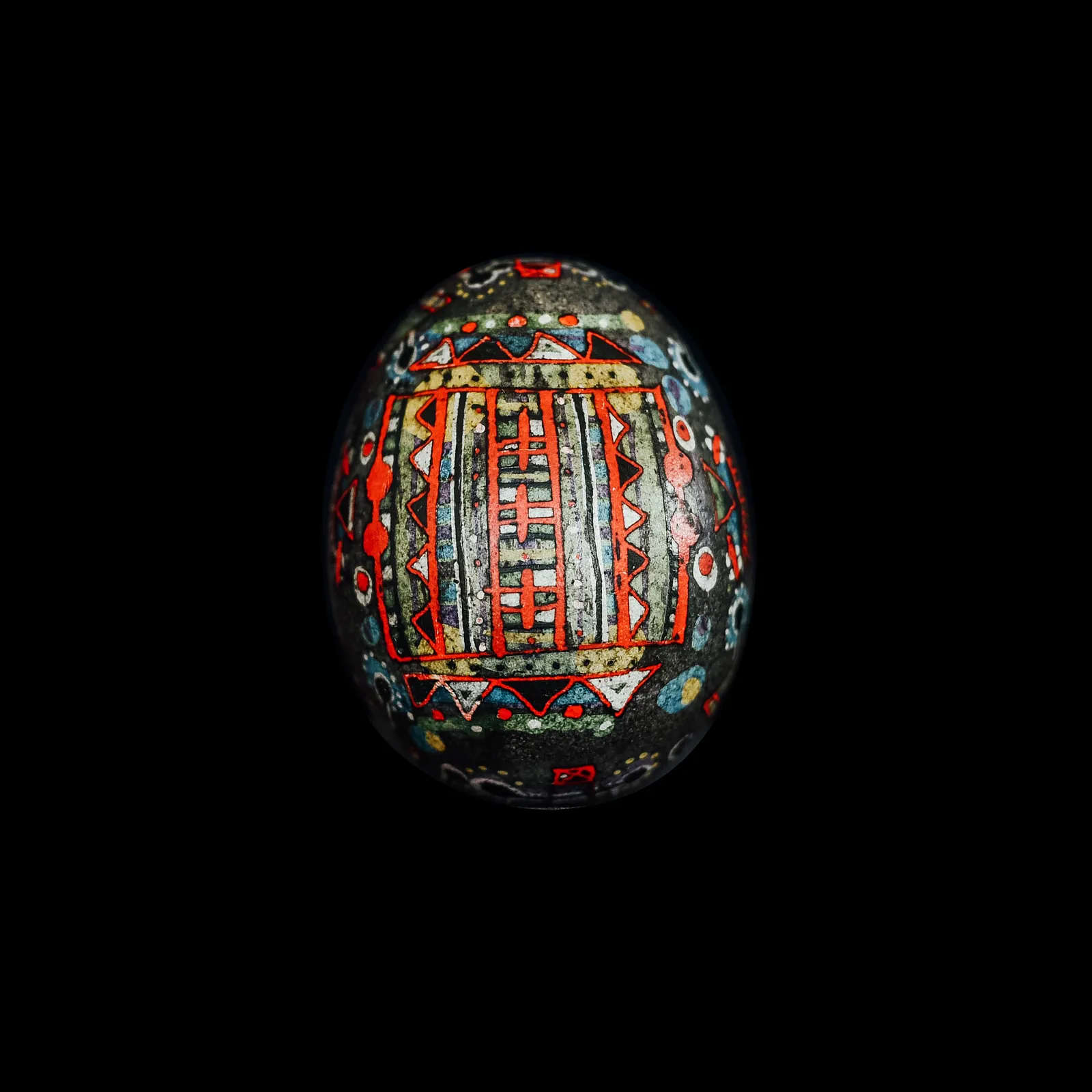Image of геометрична 2021  by Синтез Традиції, Писанки medium, part of the геометричні орнаменти series Photo 1 of 2.